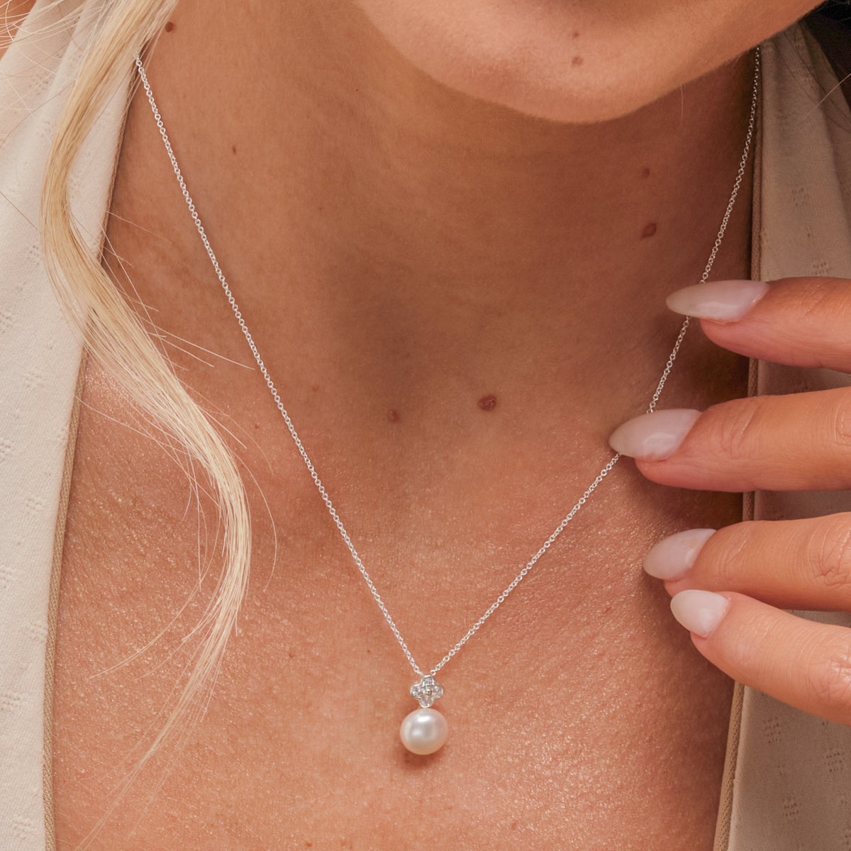 Simply Silver Sterling Silver 925 Clover And Pearl Pendant