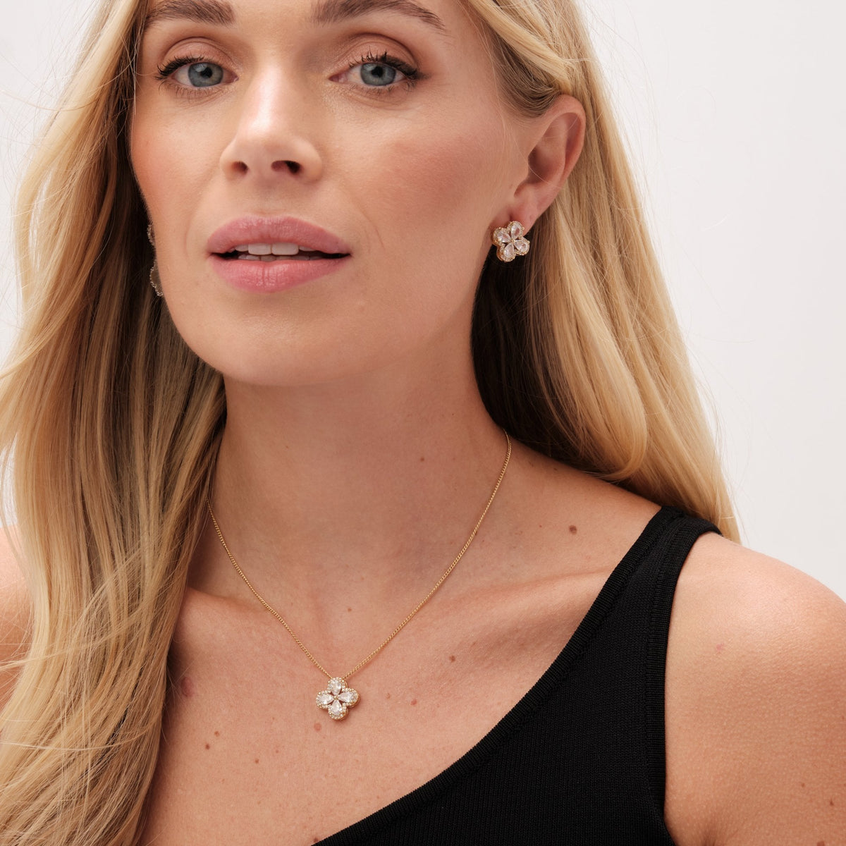 Jon Richard Gold Plated Cubic Zirconia Clover Pendant - Gift Boxed