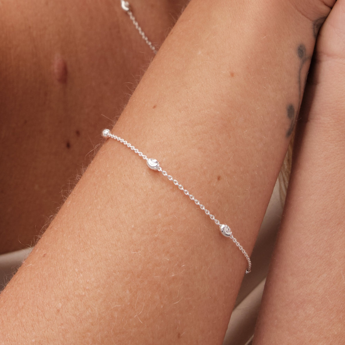 Simply Silver Sterling Silver 925 Polished Textured Nugget Chain Bracelet