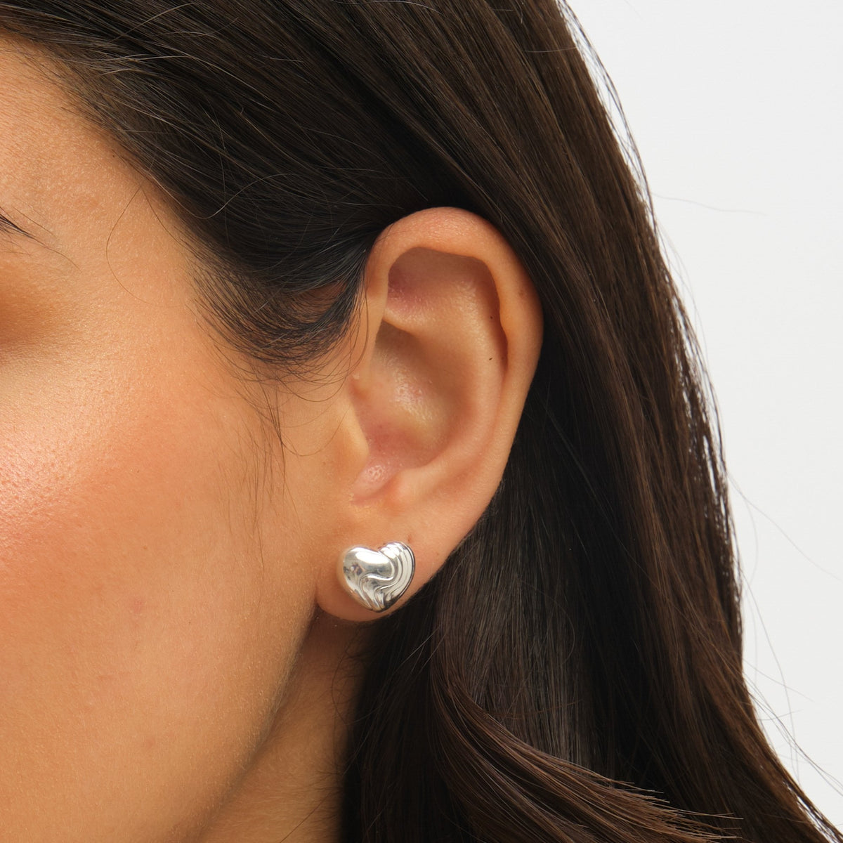Simply Silver Sterling Silver 925 Polished Molten Heart Stud Earrings