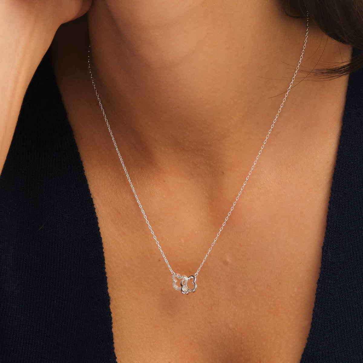 Simply Silver Sterling Silver 925 Pave Clover Interlink Necklace - Gift Pouch