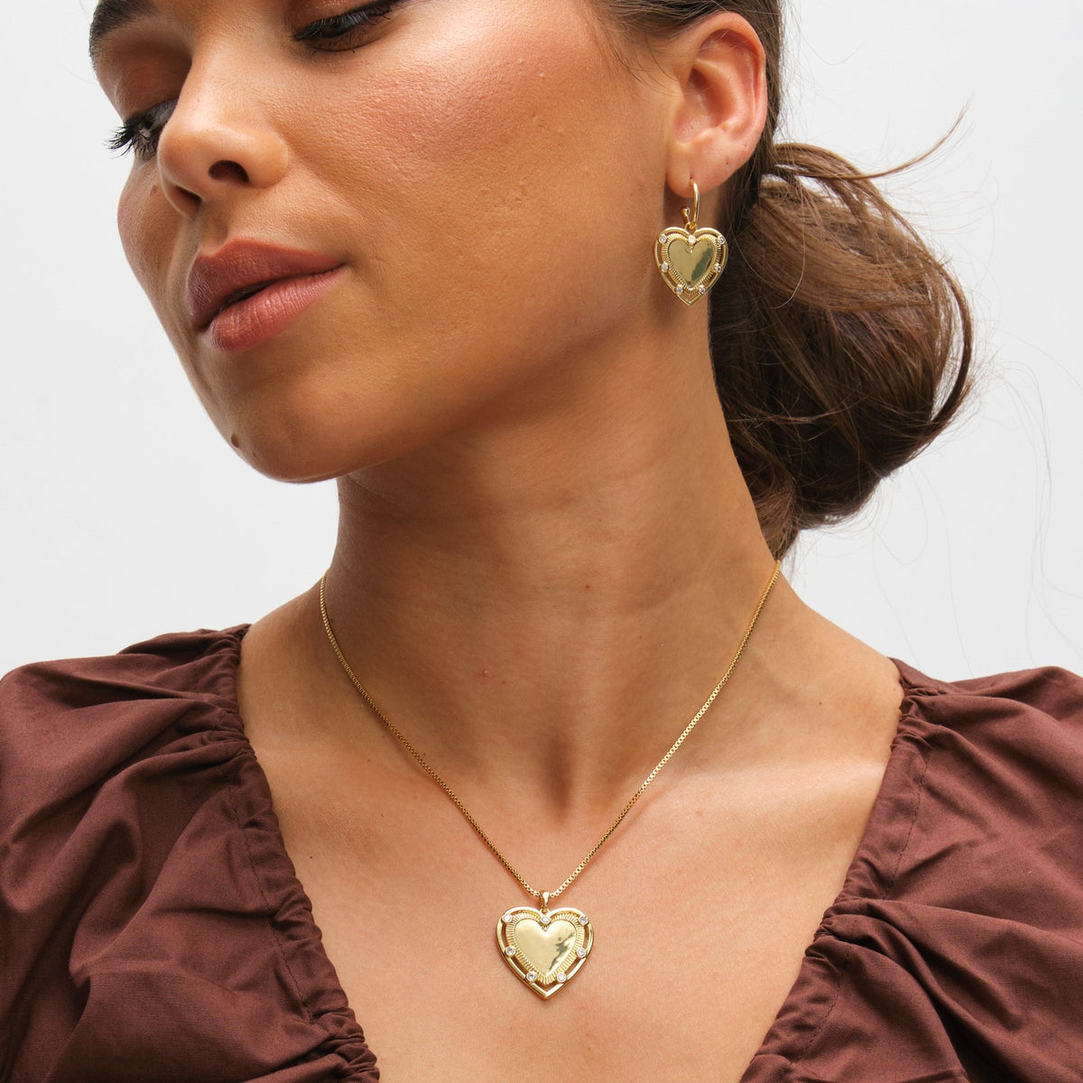 Inicio 14K Gold Plated Textured Heart Charm Pendant - Gift Pouch