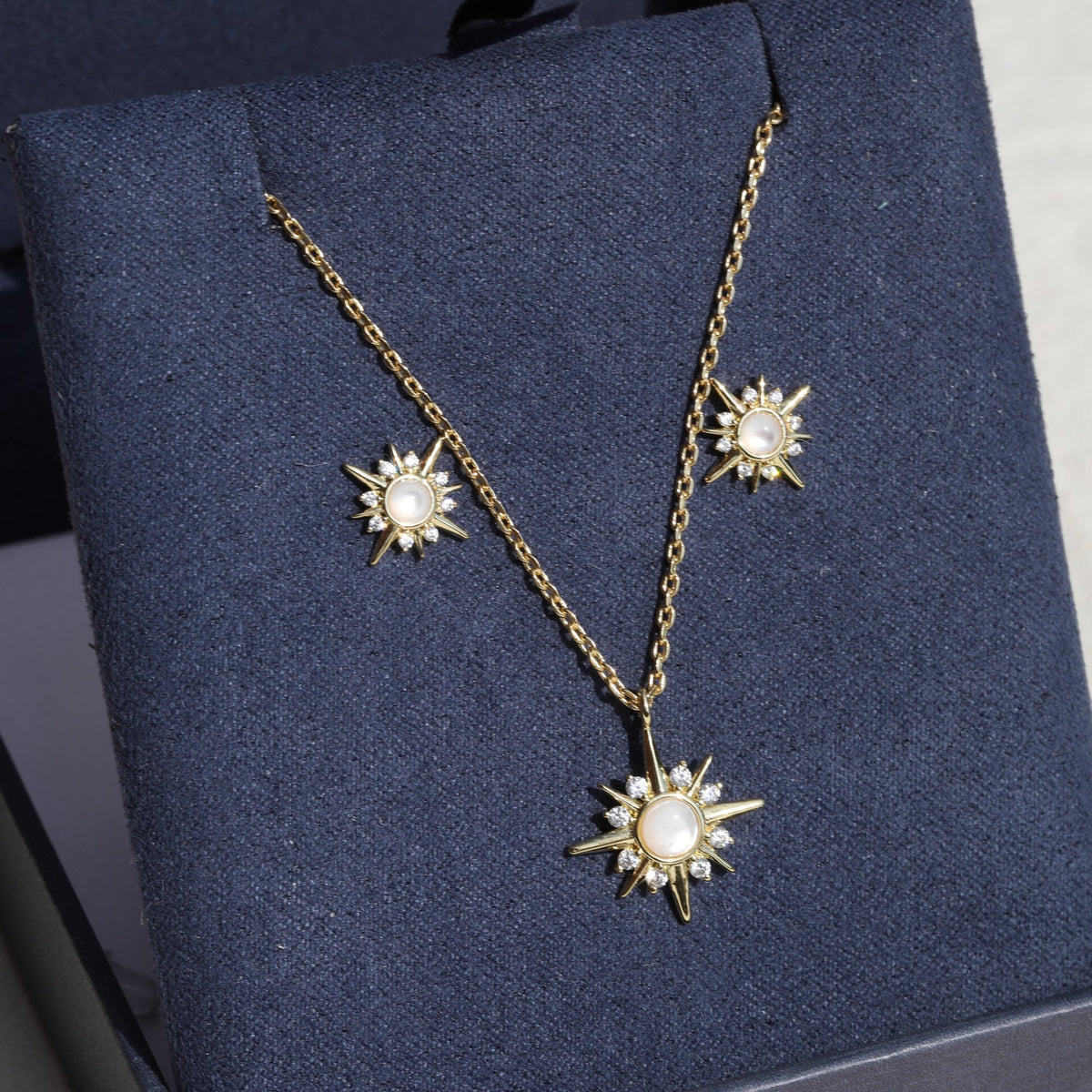 Inicio 14K Gold Plated Cubic Zirconia Star Set - Gift Box
