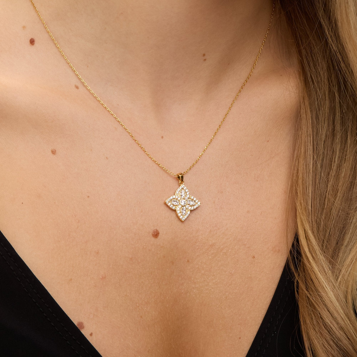 Jon Richard 18ct Gold Plated and Crystal Clover Necklace