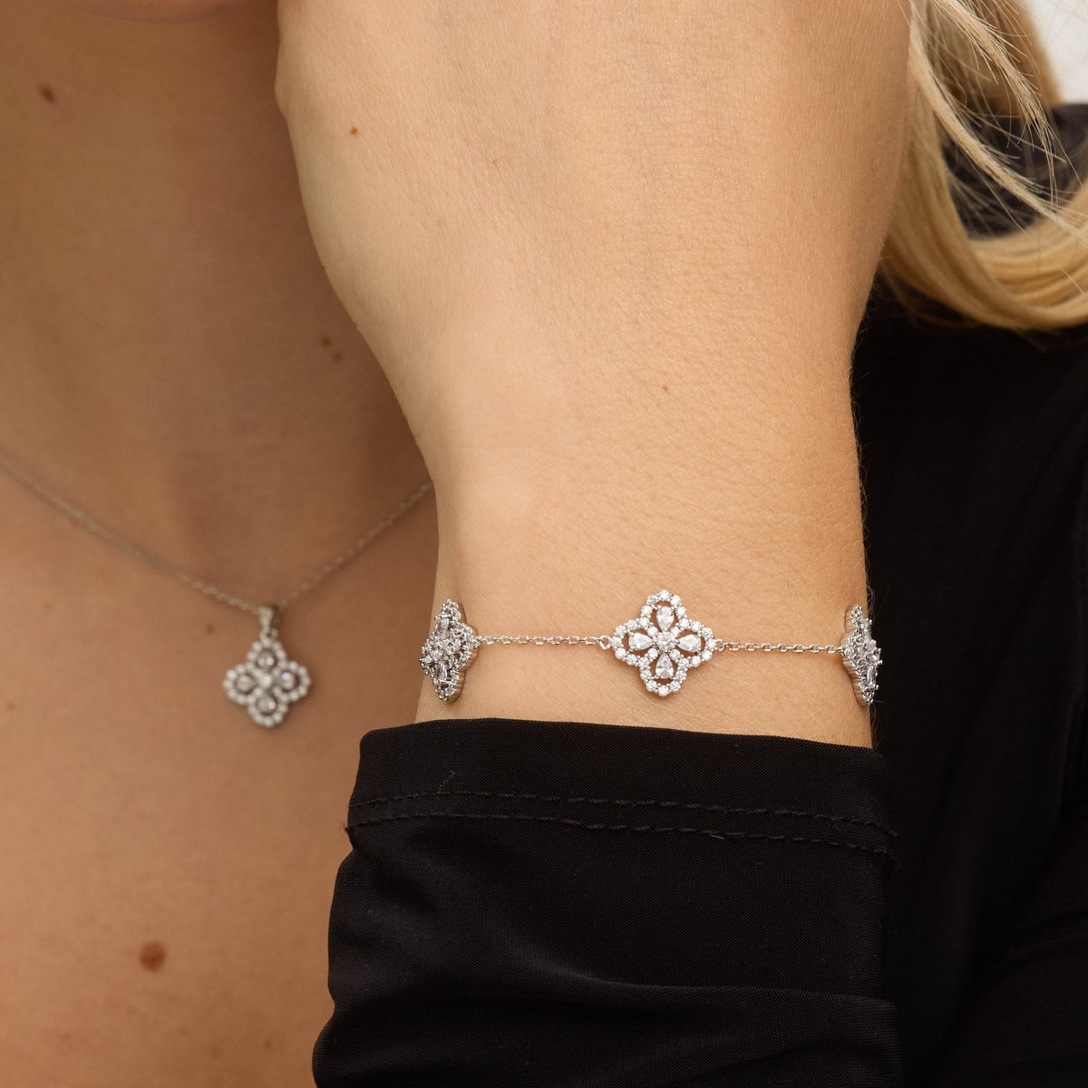 Jon Richard Rhodium Plated and Cubic Zirconia Clover Bracelet - Gift Box