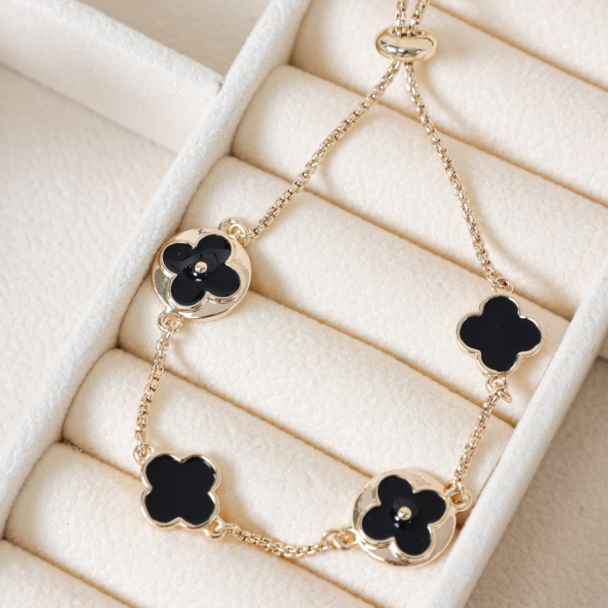 Mood Gold & Jet Clover Toggle Bracelet