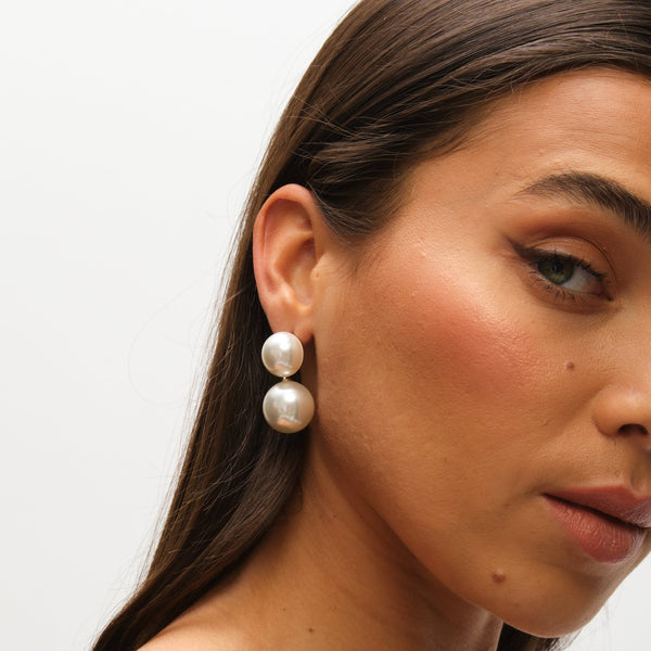 Mood Cream Pearl Double Drop Earrings