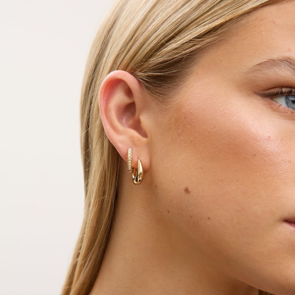 Jon Richard Gold Polished and Pearl Hoops - Pack of 2