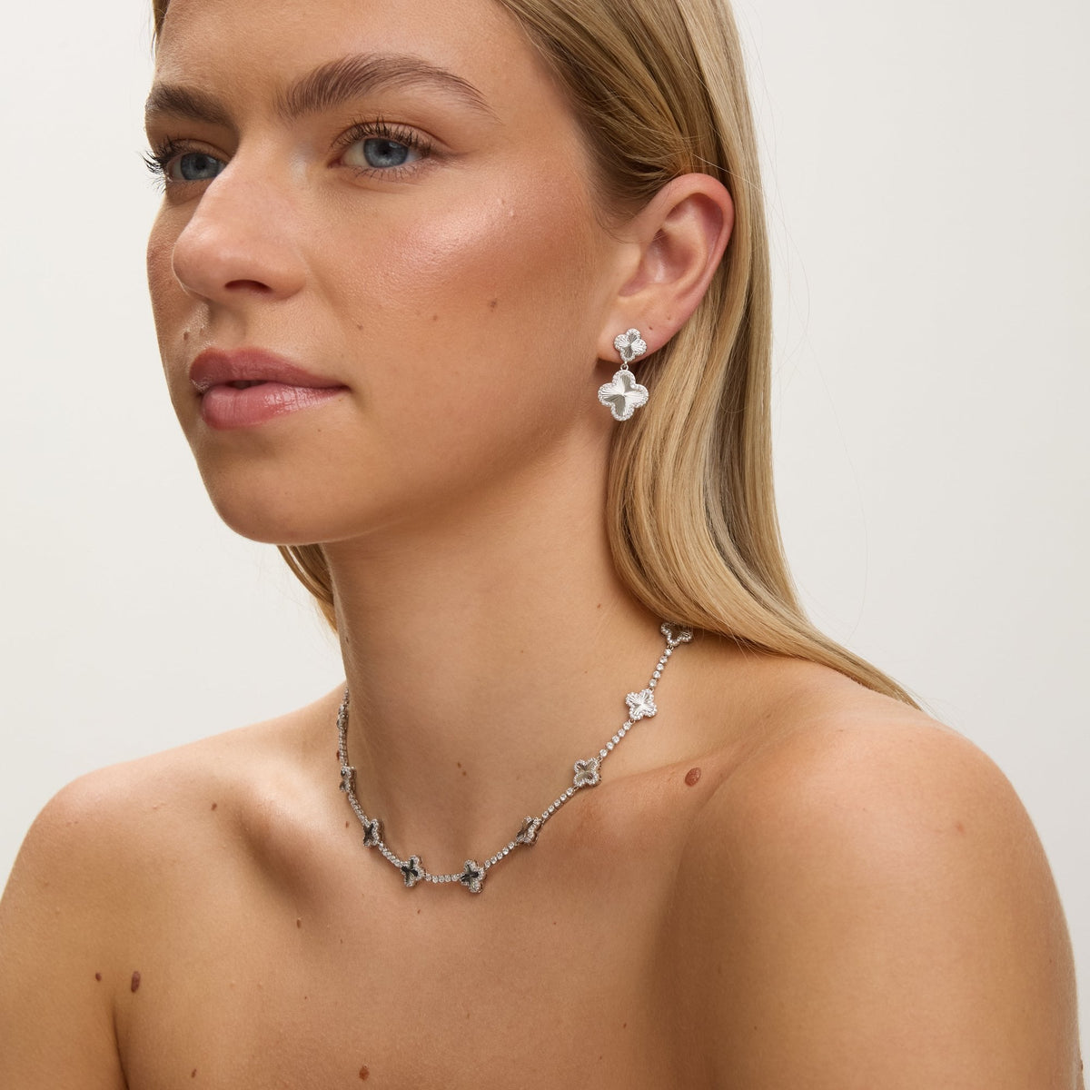 Jon Richard Rhodium Plated and Diamond Cut Station Clover Necklace - Gift Box