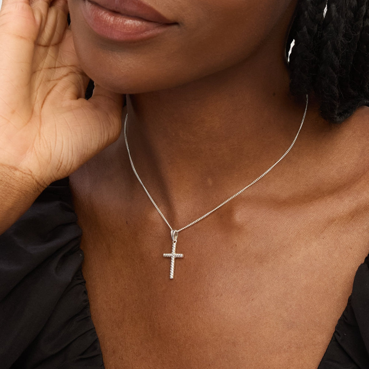 Simply Silver Sterling Silver 925 Polished Ridged Cross Pendant