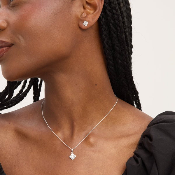 Simply Silver Sterling Silver 925 Polished Diamond Cut Clover Set - Gift Box