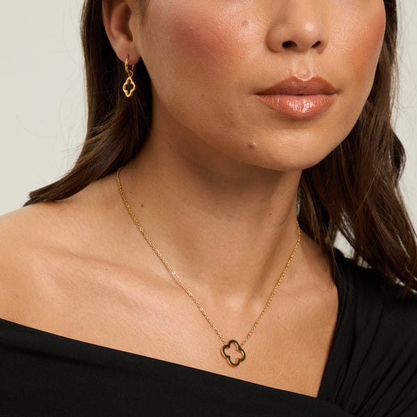 Jon Richard Waterproof Gold Plated Clover Pendant