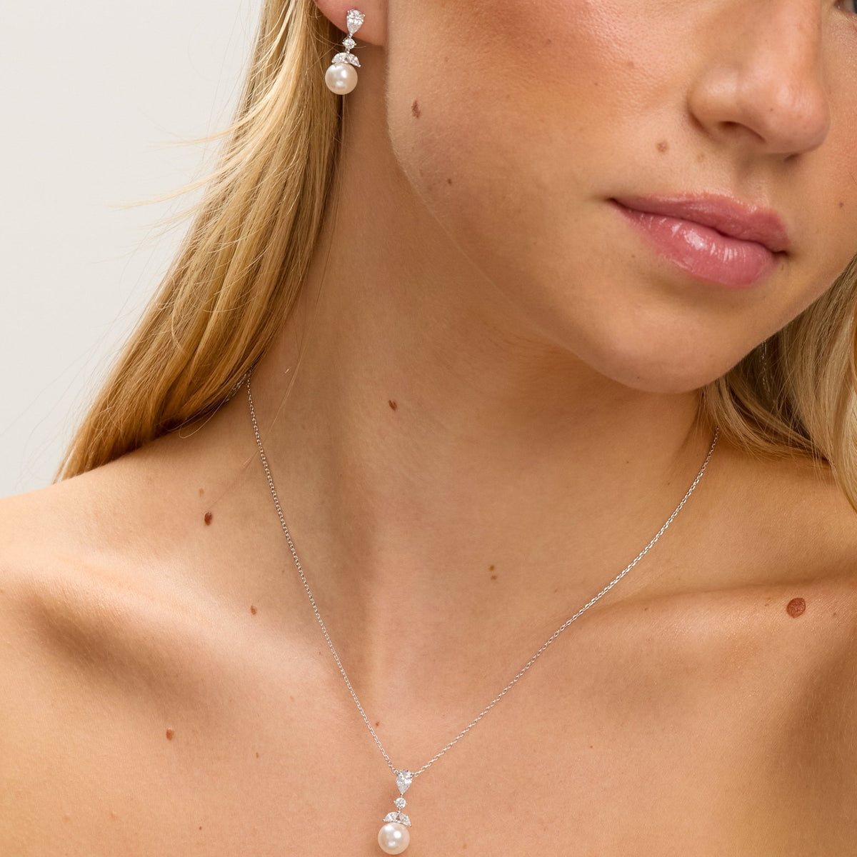 Jon Richard Rhodium Plated Crystal Leaf and Pearl Set - Gift Box