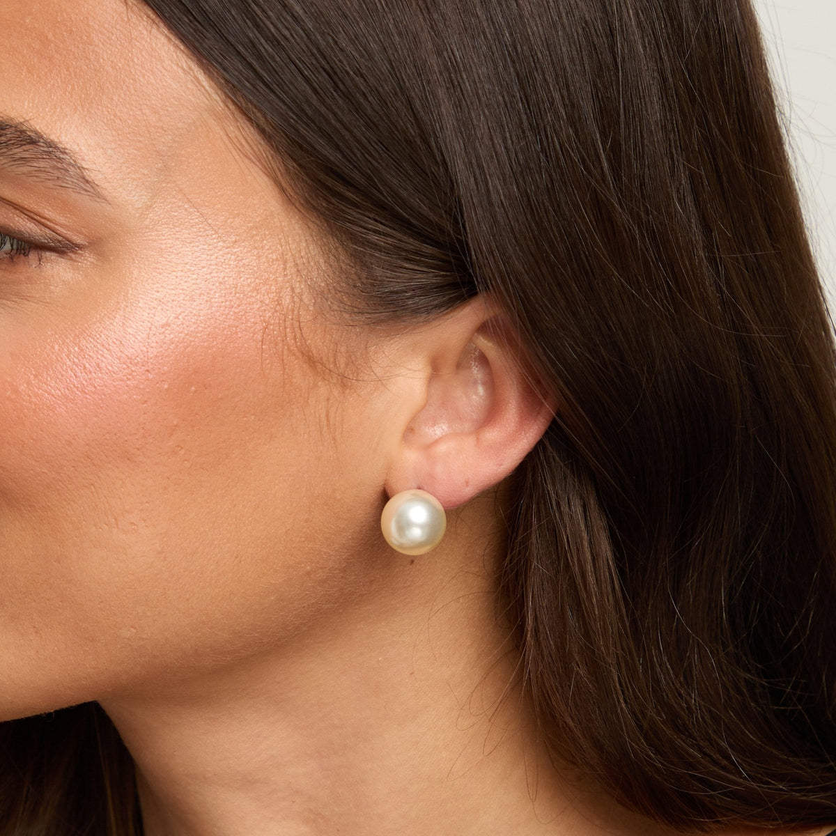 Jon Richard Cream Large Pearl Earrings