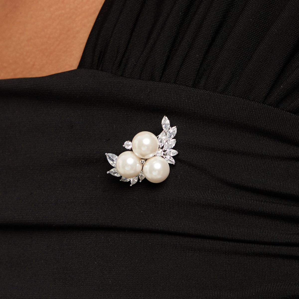 Jon Richard Silver Plated Pearl and Crystal Cluster Brooch - Gift Box