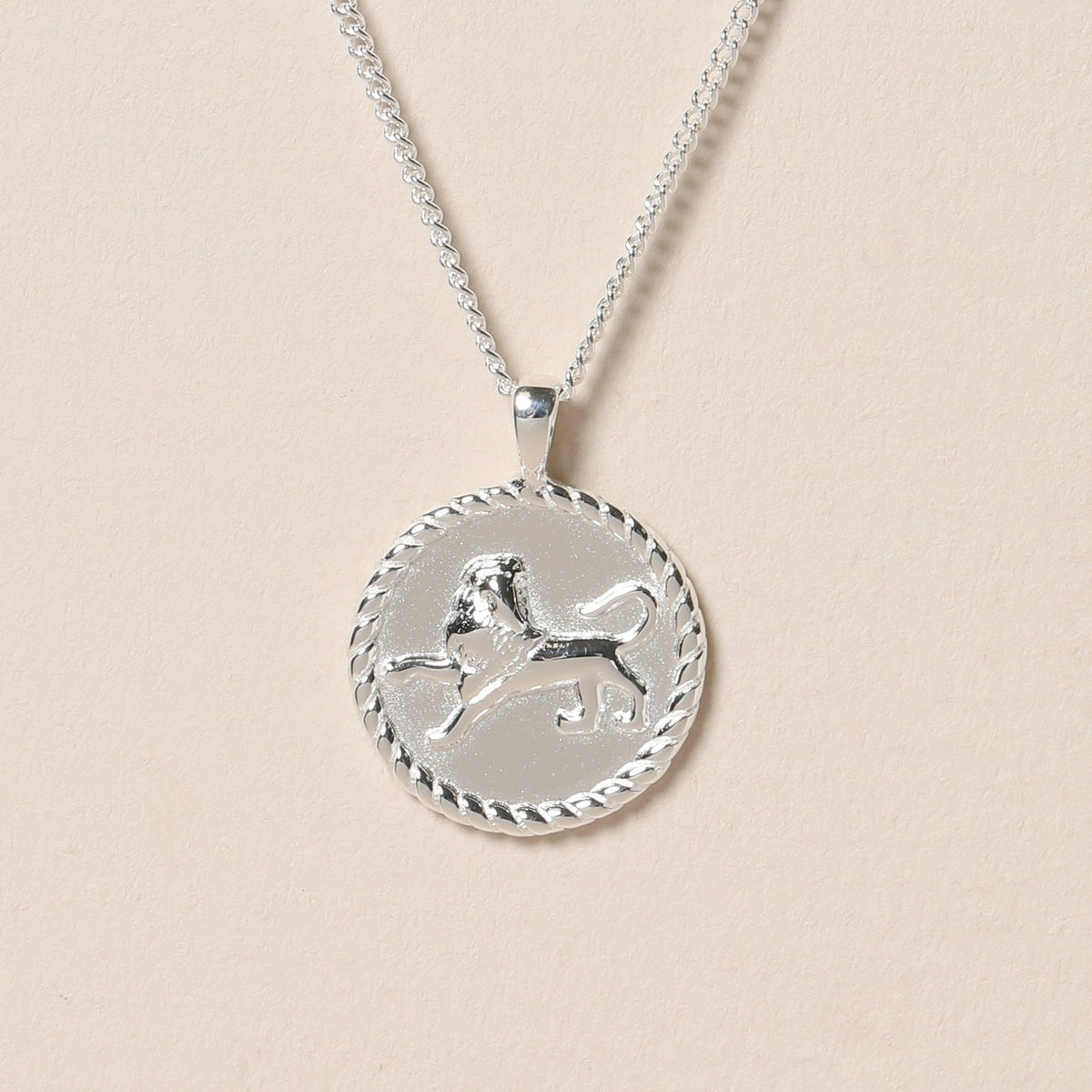 Simply Silver Sterling Silver 925 Zodiac Horoscope Pendant - Leo