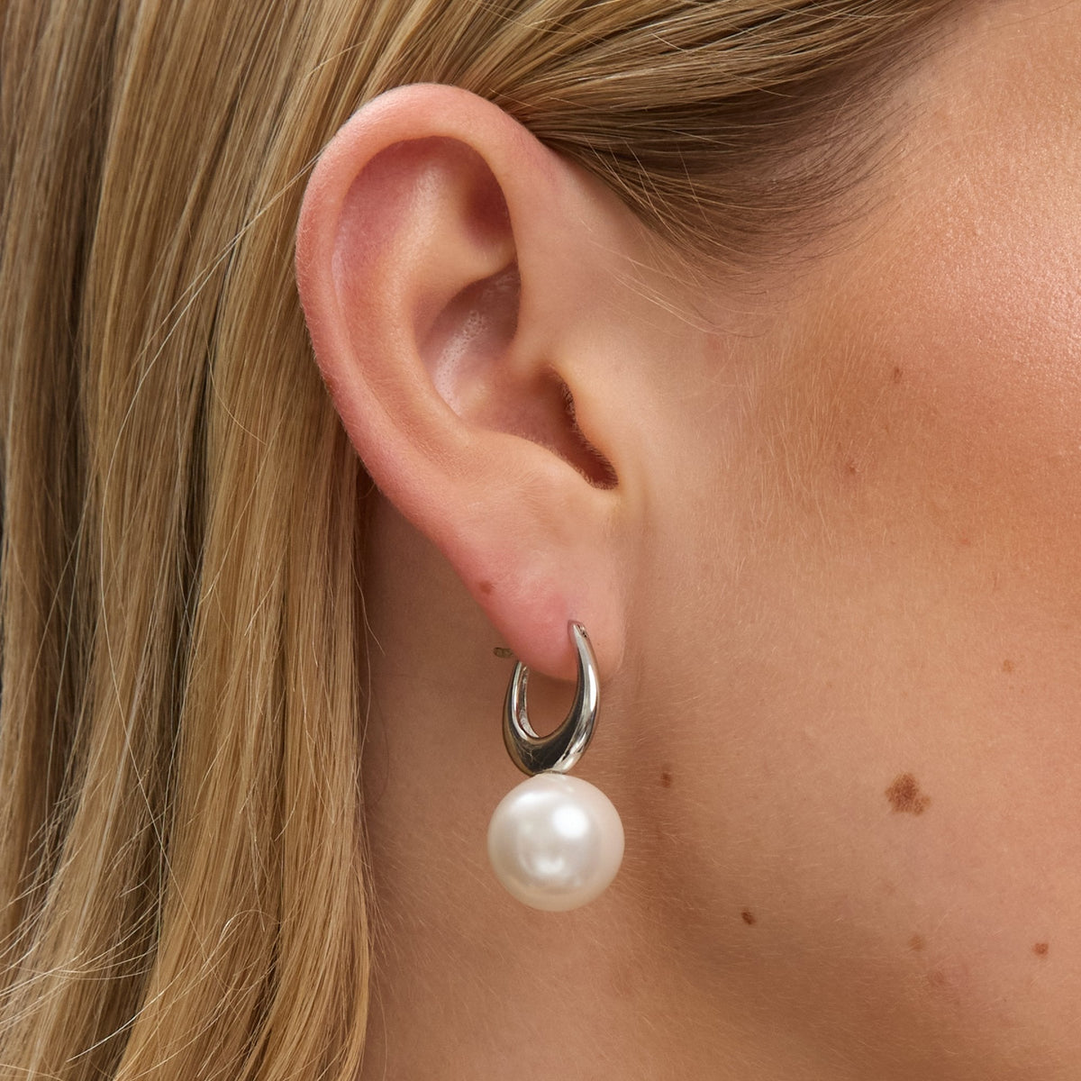 Jon Richard Rhodium Plated Polished and Pearl Hoop Earrings