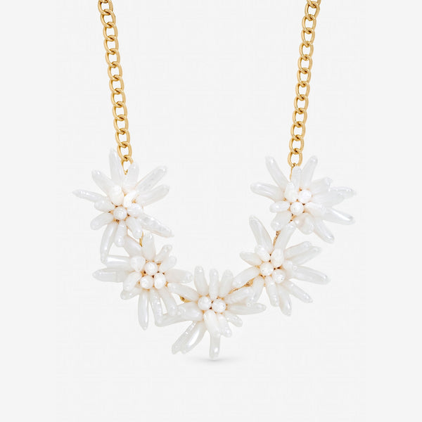 Mood Statement Pearl Floral Neckalce