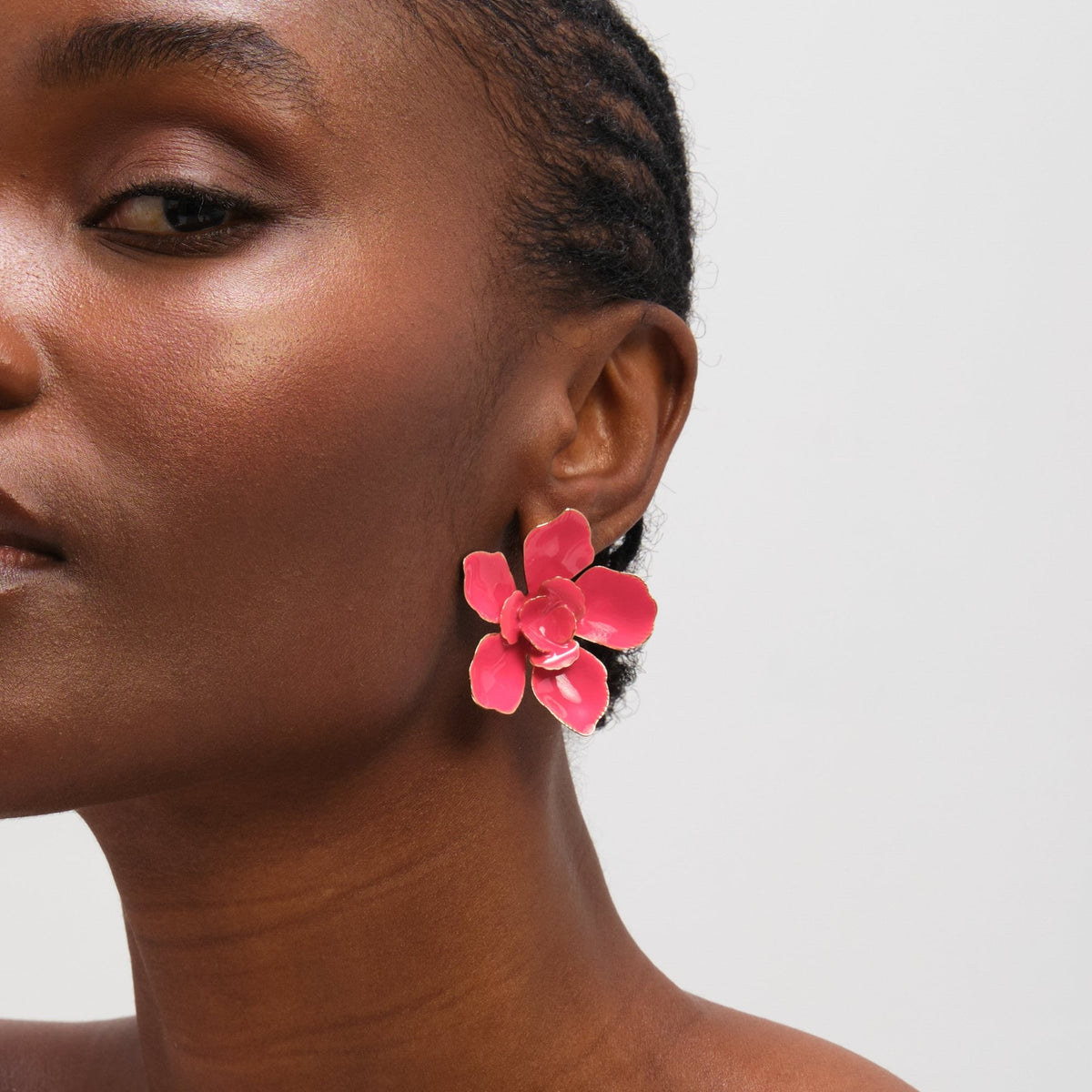 Mood Gold Pink Floral Earrings