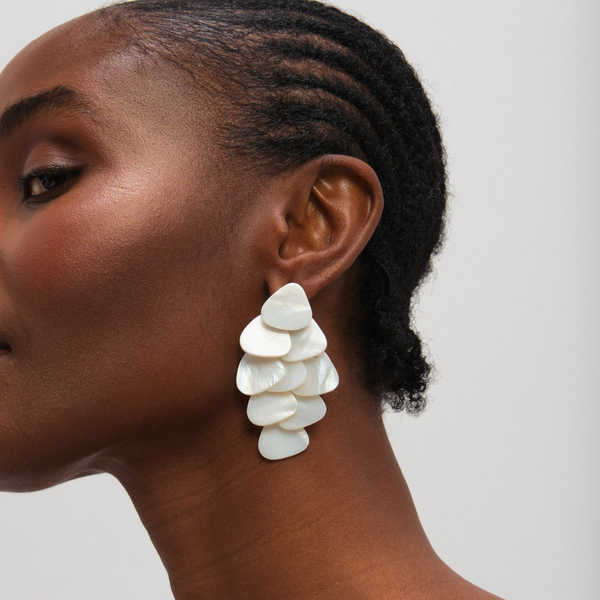 Mood Statement Shell Droplet Earrings
