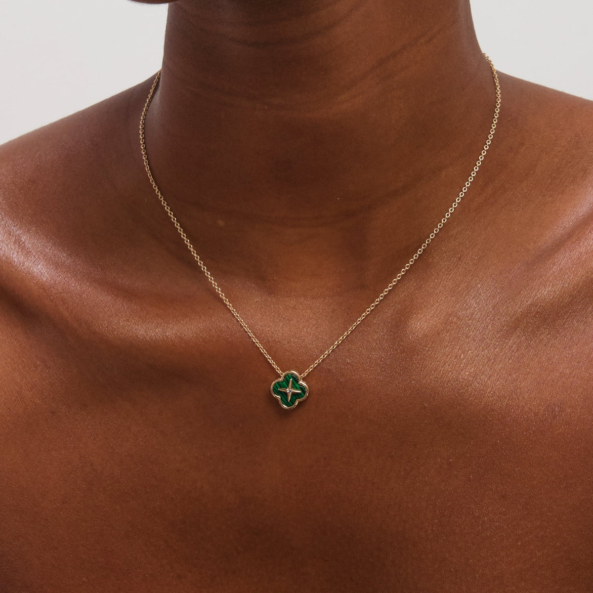 Jon Richard Gold Plated and Malachite Clover Trio Set - Gift Box