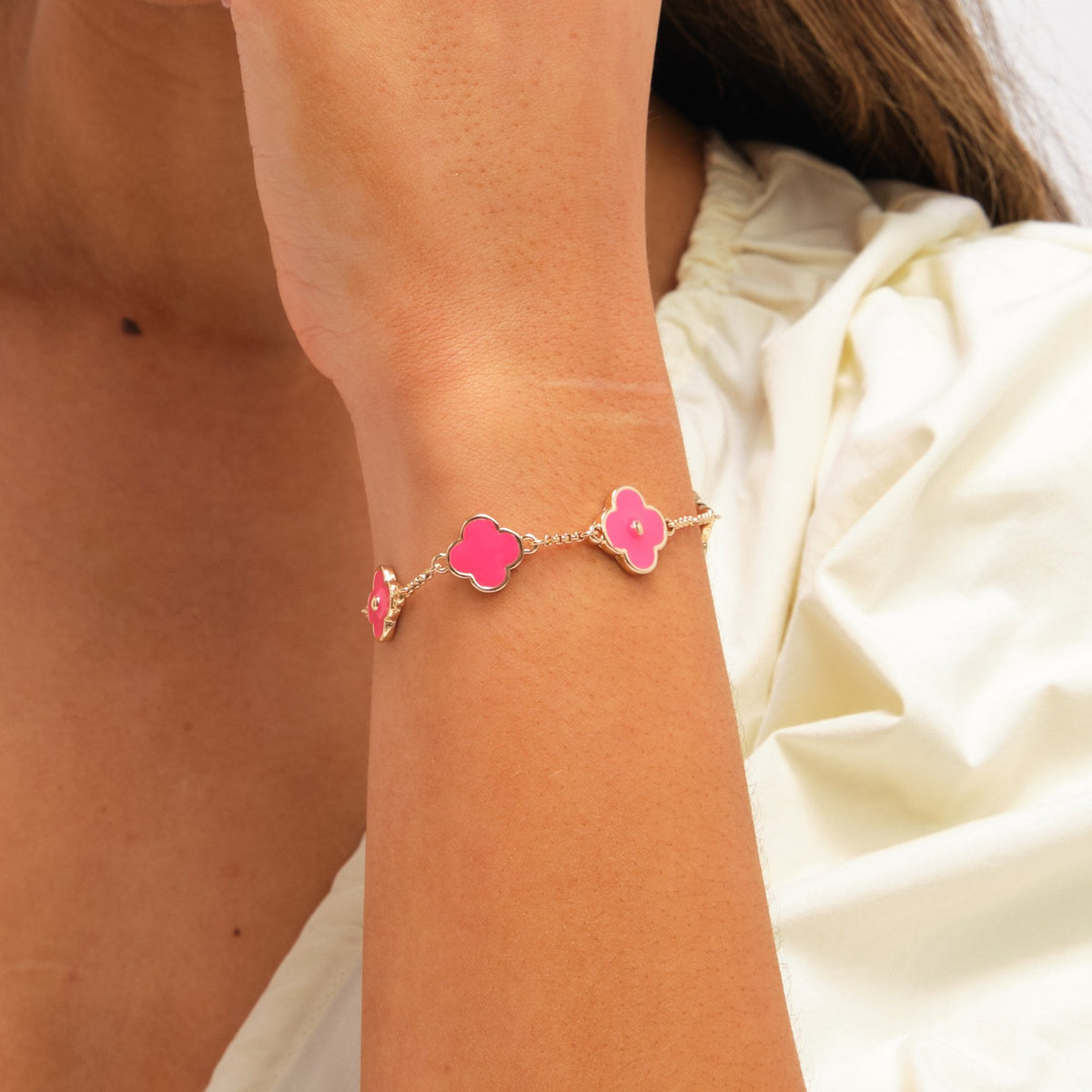 Mood Gold Plated and Coral Clover Bracelet