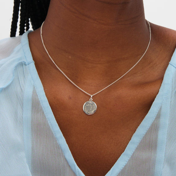 Inicio Sterling Silver 'The World Is Your Oyster' Pendant - Gift Pouch
