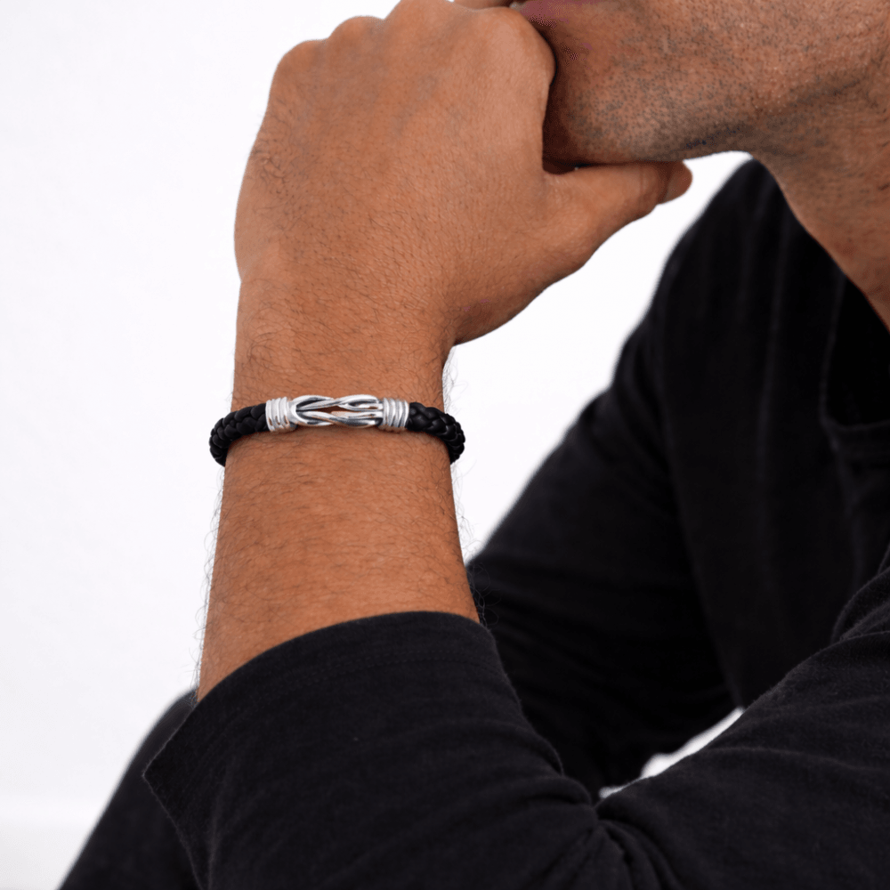 Inicio Men's Black Plaited Bracelet - Gift Pouch
