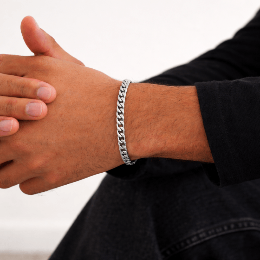 Inicio Men's Steel Waterproof Curb Chain Bracelet - Gift Pouch