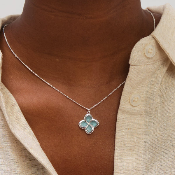 Inicio Sterling Silver Turquoise Clover Pendant - Gift Pouch