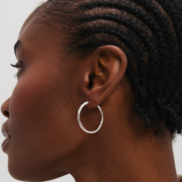 Inicio Sterling Silver Molten Medium Sleeper Hoops