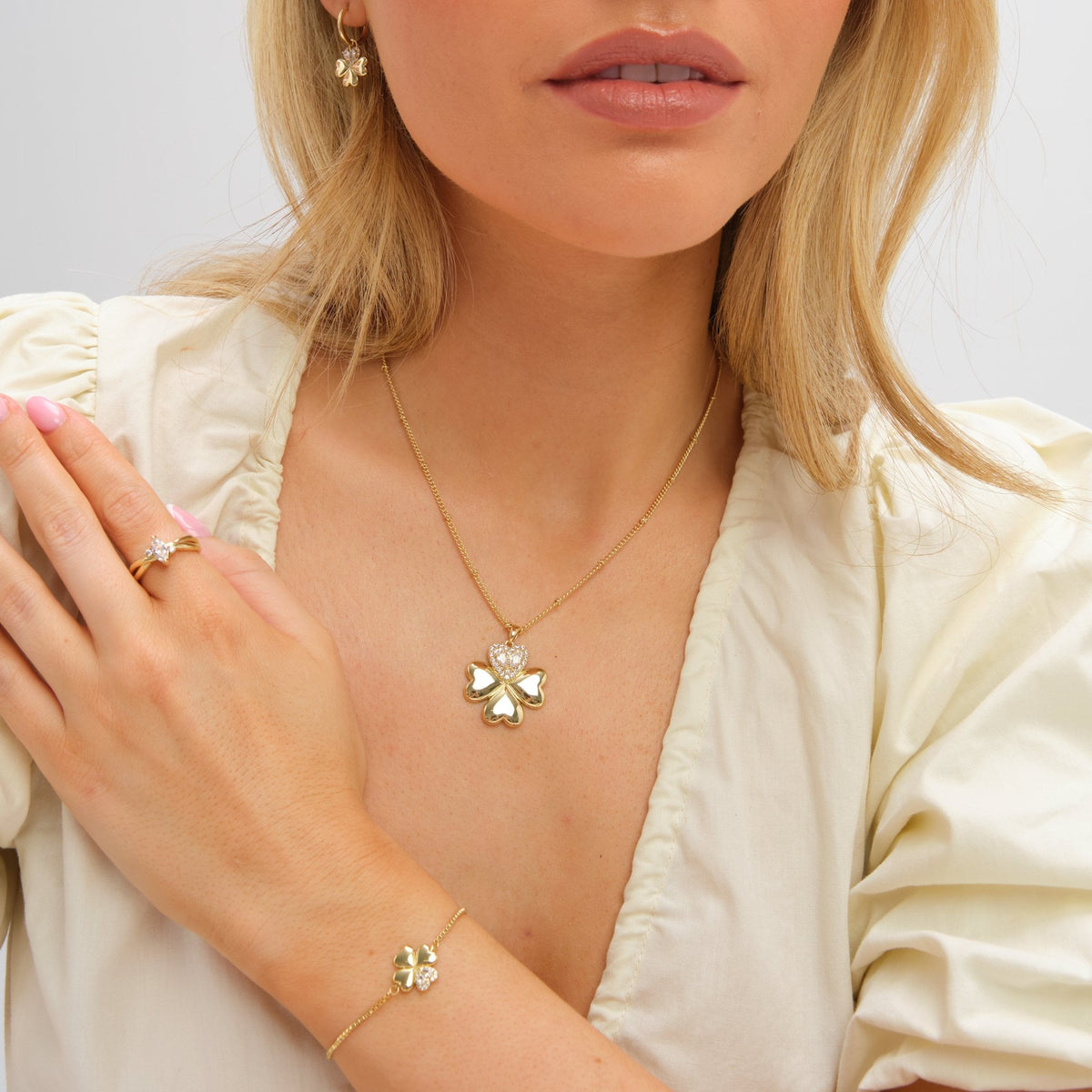 Inicio Gold Plated and Crystal Toggle Bracelet - Gift Pouch