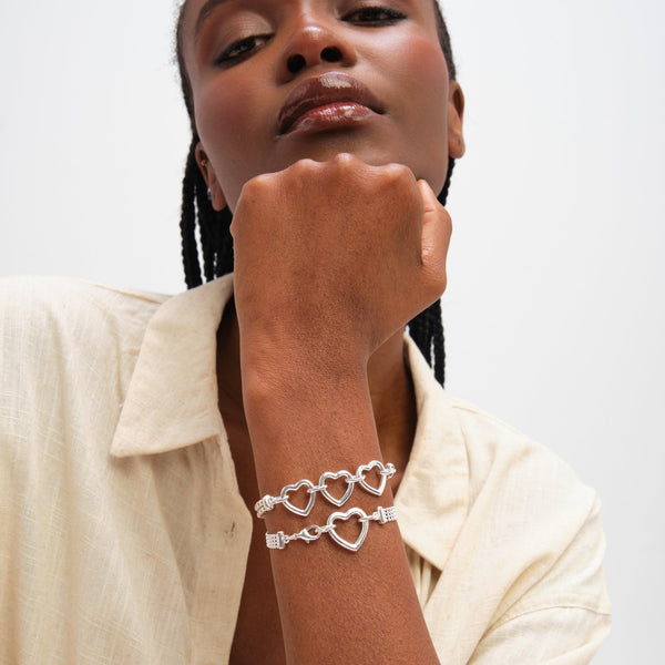 Inicio Sterling Silver Mesh Heart Clasp Bracelet - Gift Pouch