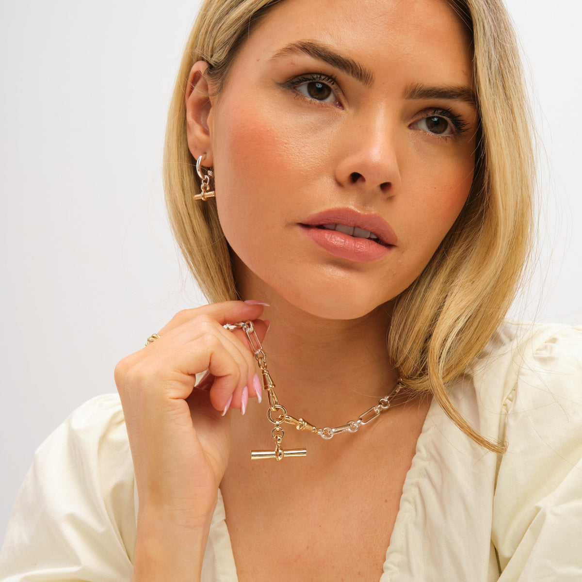 Inicio Two Tone T Bar Necklace - Gift Pouch