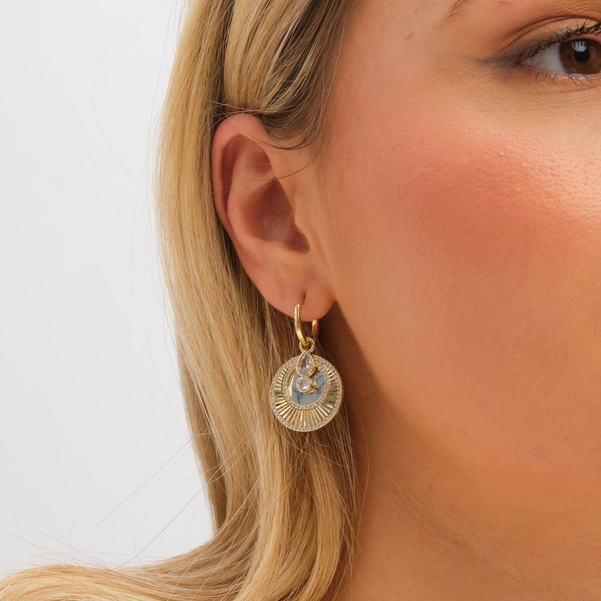 Inicio Two Tone and Crystal Disk Huggie Earrings - Gift Pouch