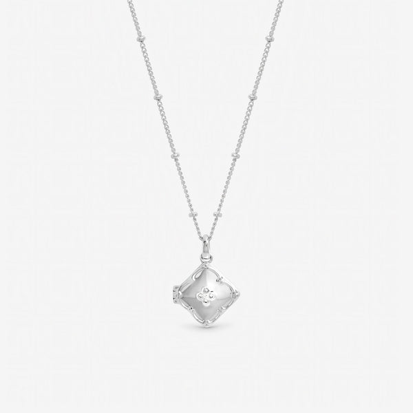 Inicio Sterling Silver Satin Clover Locket - Gift Pouch