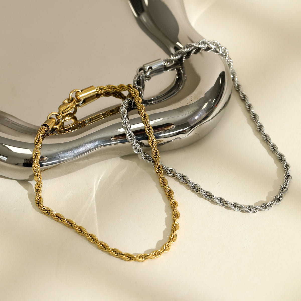 Inicio Men's Gold Plated Waterproof Twist Rope Bracelet - Gift Pouch