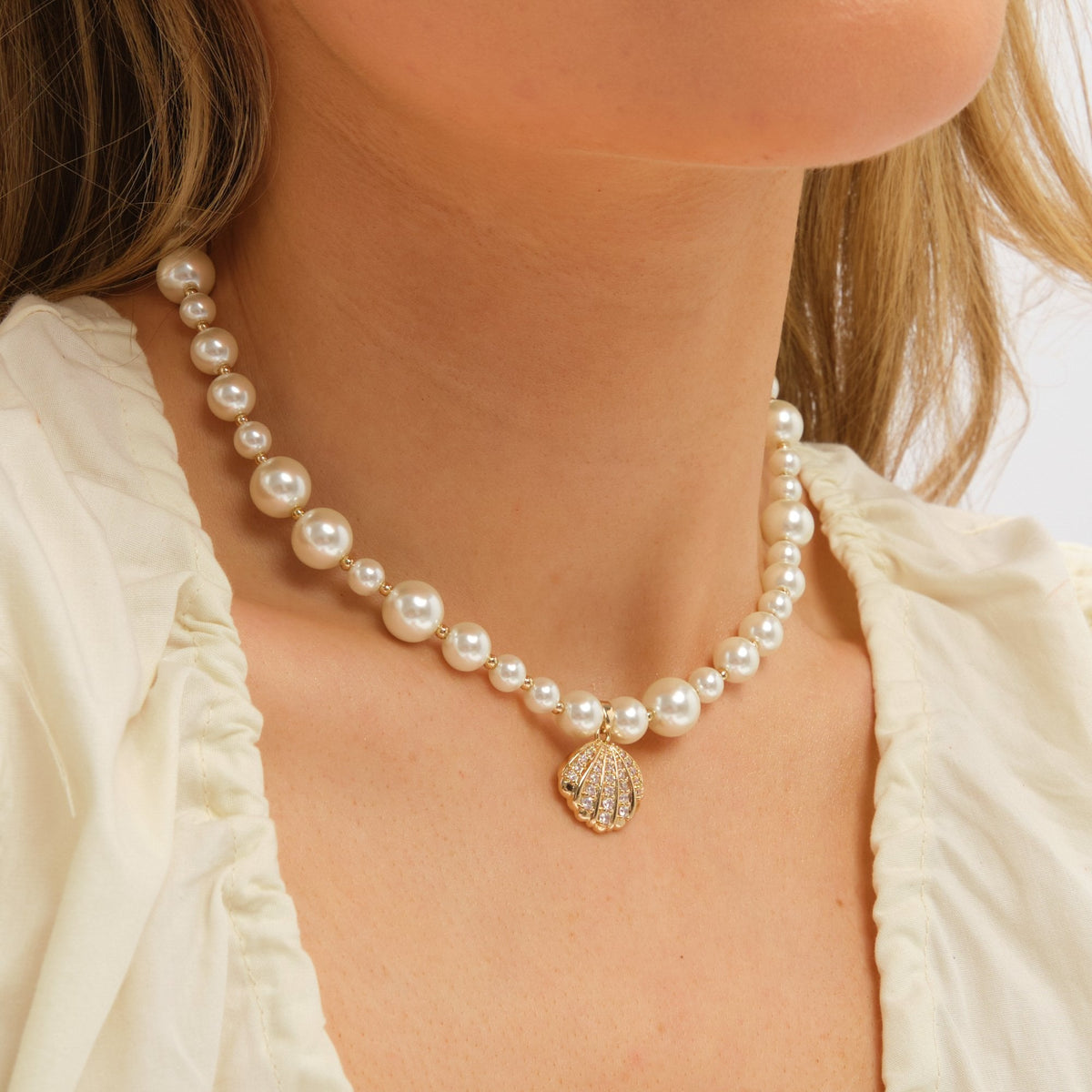 Inicio Gold Plated Pearl and Crystal Shell Necklace - Gift Pouch