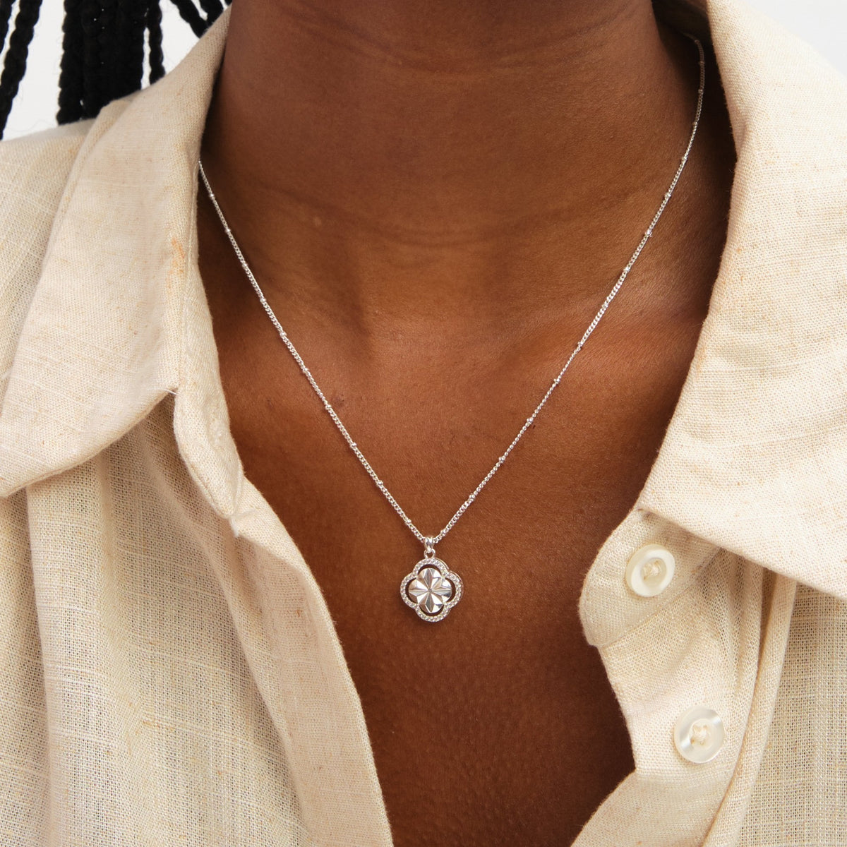 Inicio Sterling Silver Diamond Cut Clover Set - Gift Box