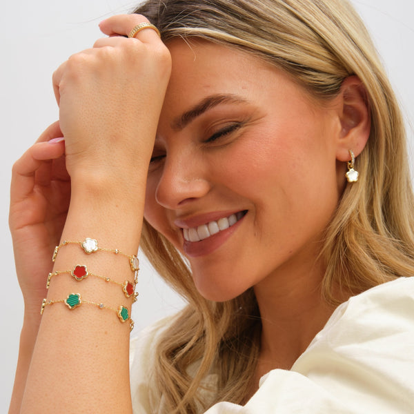 Inicio Gold Plated and Jet Flower Station Bracelet - Gift Pouch