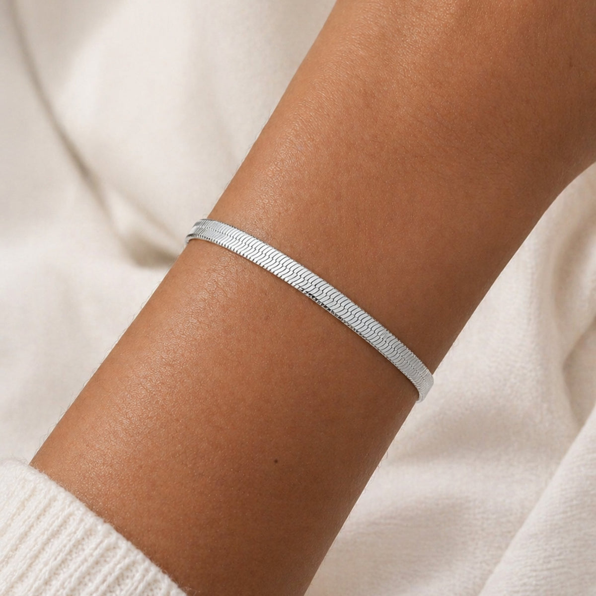 Inicio Sterling Silver Snake Chain Bracelet - Gift Pouch