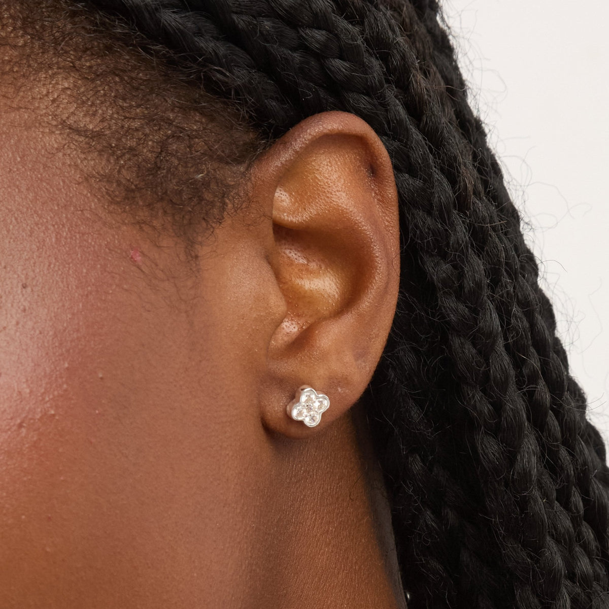 Simply Silver 925 Sterling Silver Polished And Cubic Zirconia Clover Stud Earrings