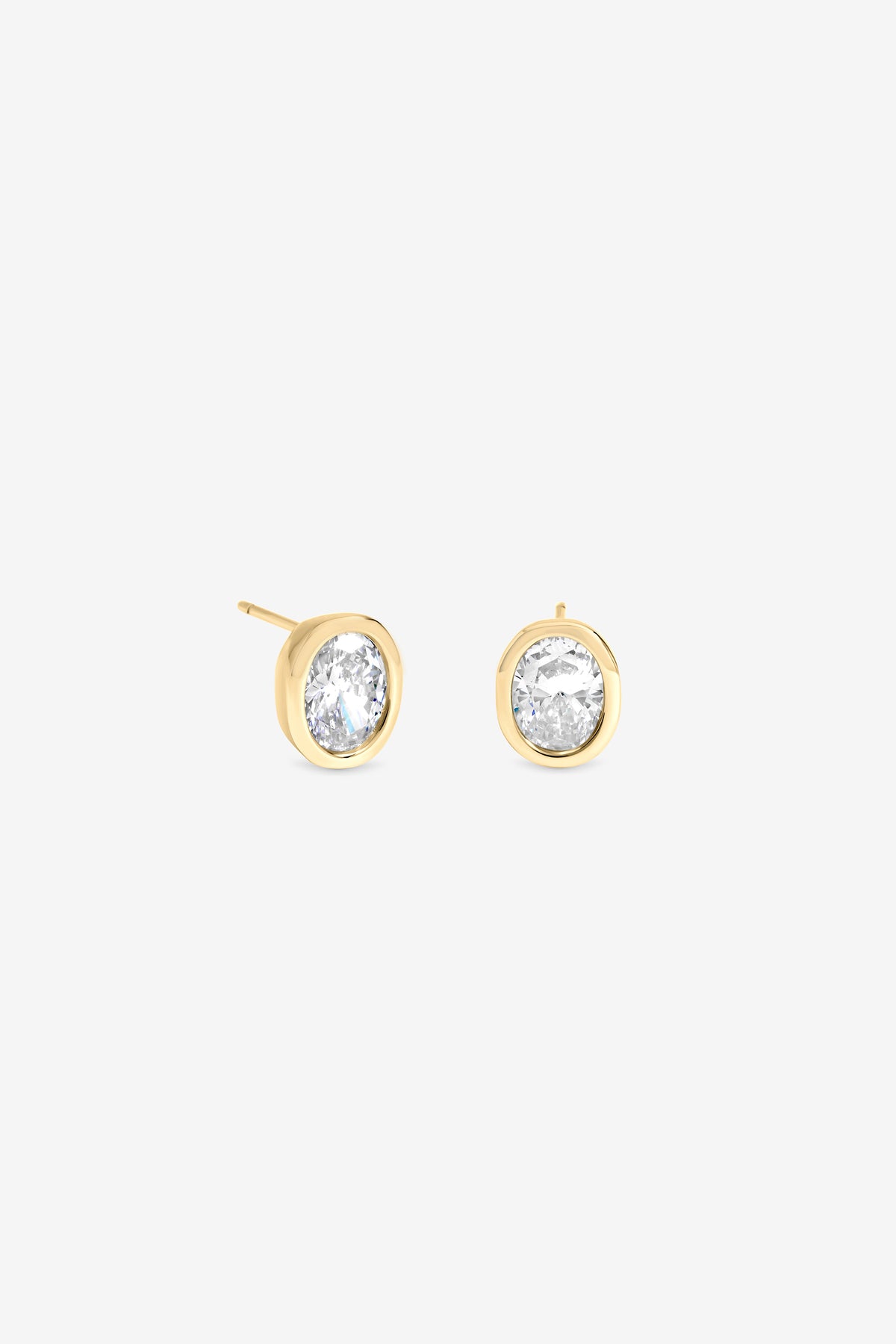 Gold Oval Bezel Stud
