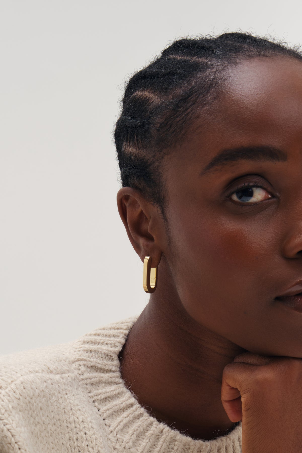 Inicio Gold Rectangular Hoops