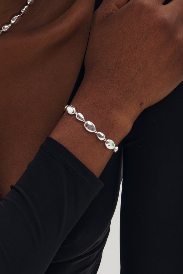 Inicio Pebble Toggle Bracelet - Gift Pouch