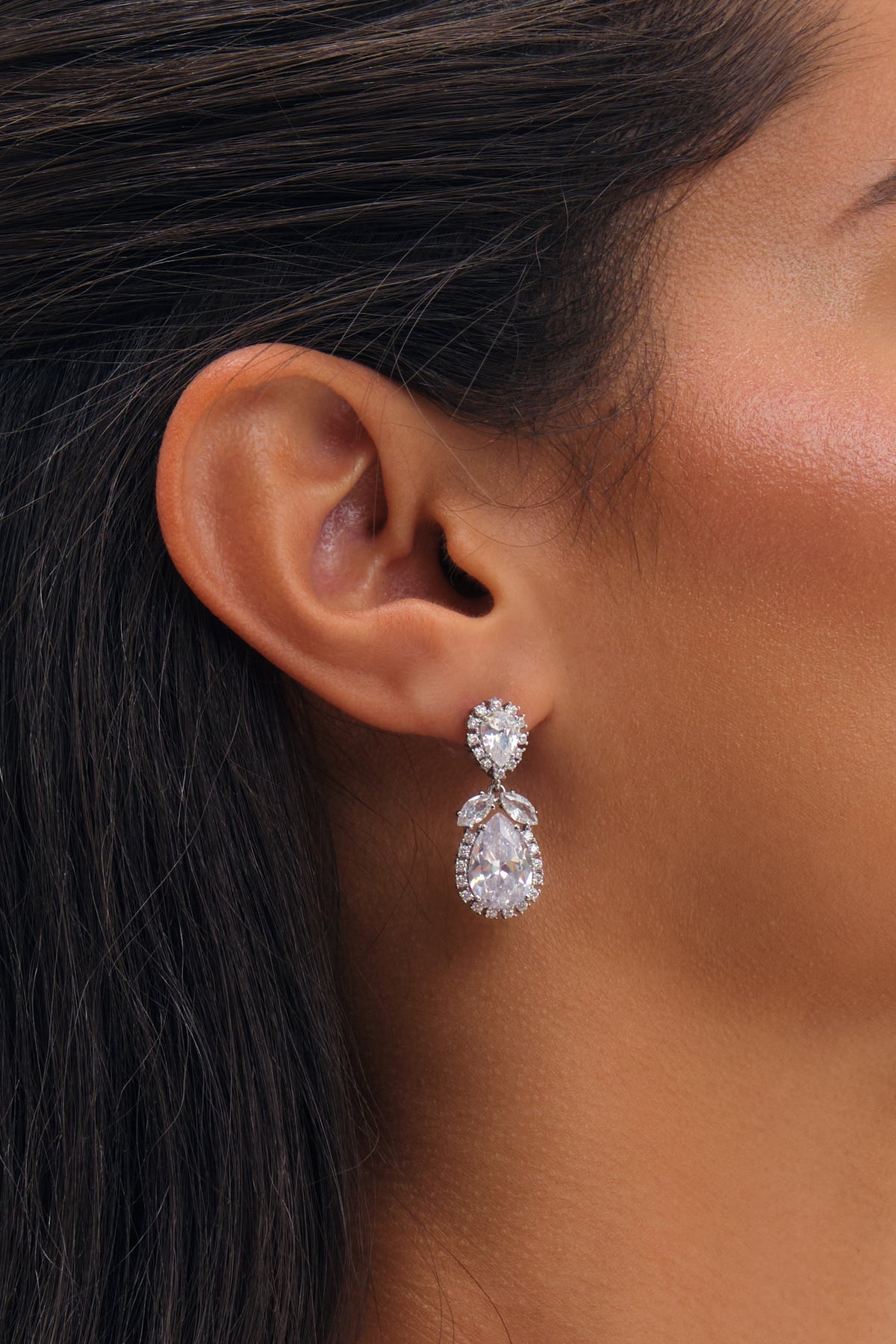 JON RICHARD RHODIUM PLATE VINTAGE PEAR DROP EARRING
