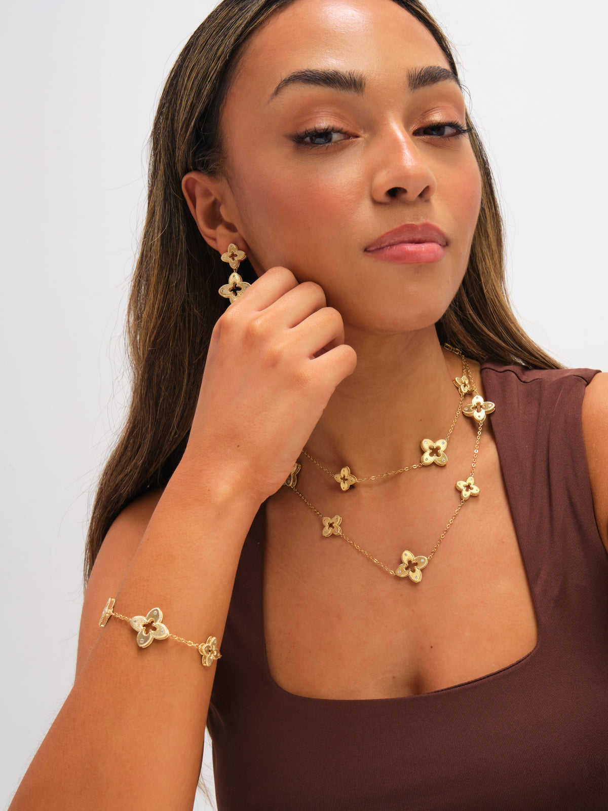 Image for AeHpNWkFsb05WYW9Ia__get-the-look-metafield-image