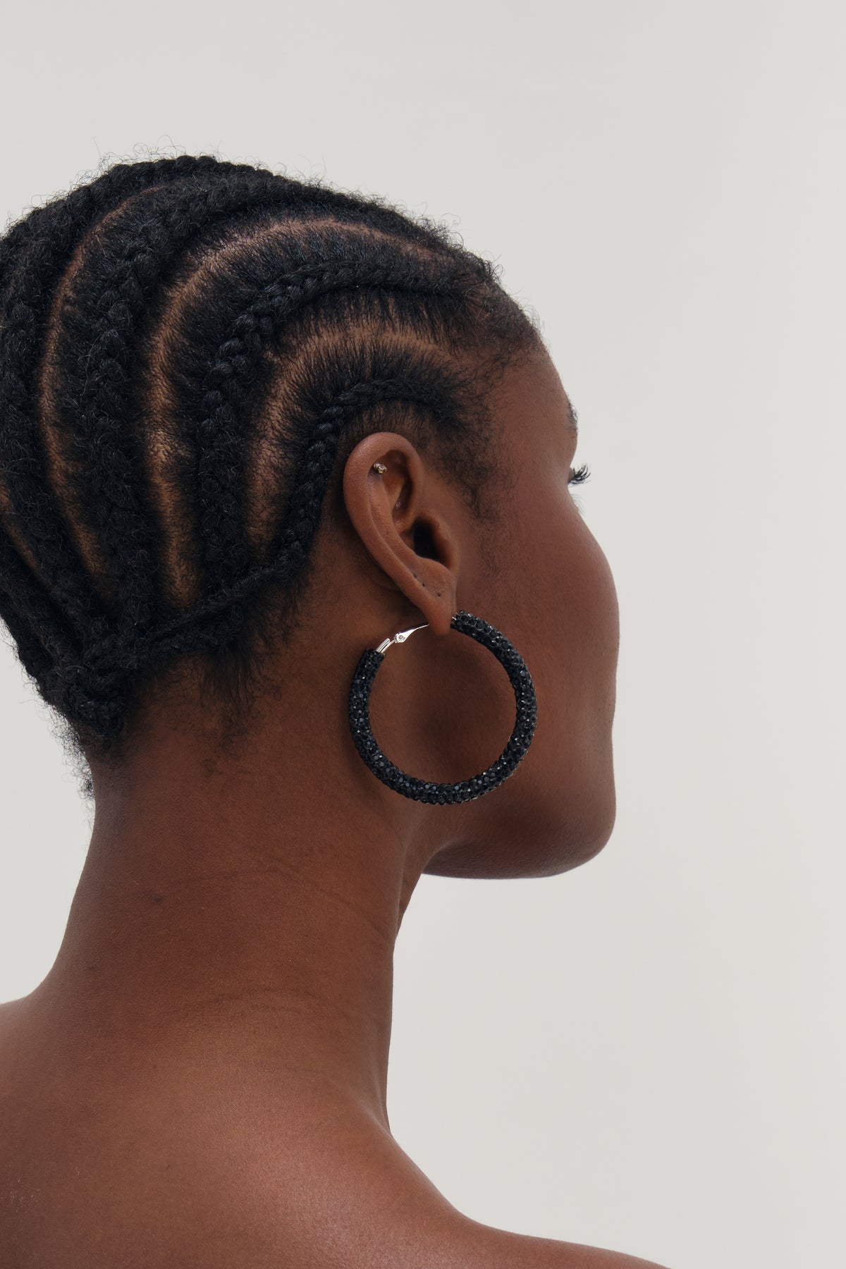 MOOD BLACK DIAMOND STATEMENT HOOP EARRING