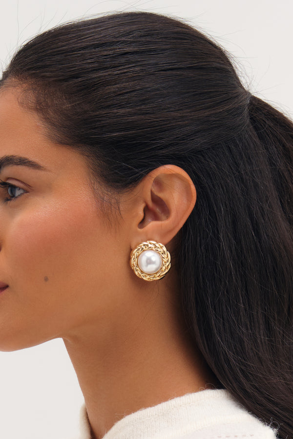 MOOD GOLD PLATE TWIST AND PEARL STUD EARRING