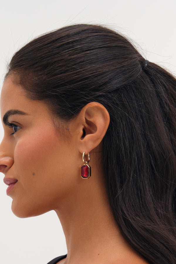 MOOD GOLD PLATE AND RED CRYSTAL DROP EARRING